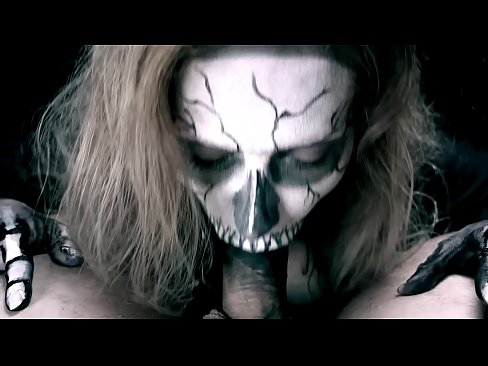 ❤️ Demonska djevojka siše kurac svojim crnim ustima i guta spermu. ❤ Super porno kod nas bs.high-pass.ru ❤
